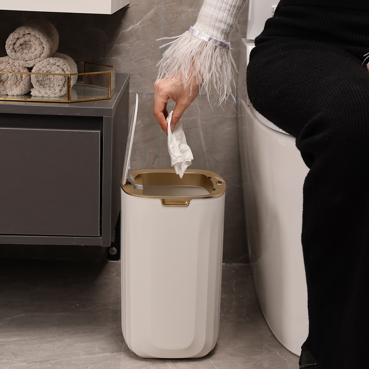 Mintpass rubbish trash cans with electronic bathroom touchless garbage bin for kitchen office induction trash can mini