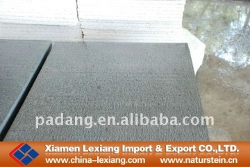 G685 chiselled granite tiles