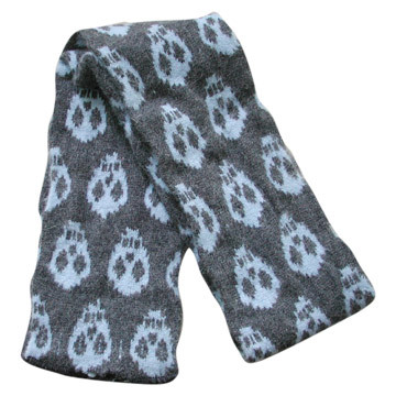 Angora Tubular Scarf with Skull Jacquard
