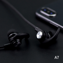 Design Celebrat Auto Connect Wirless Earphone