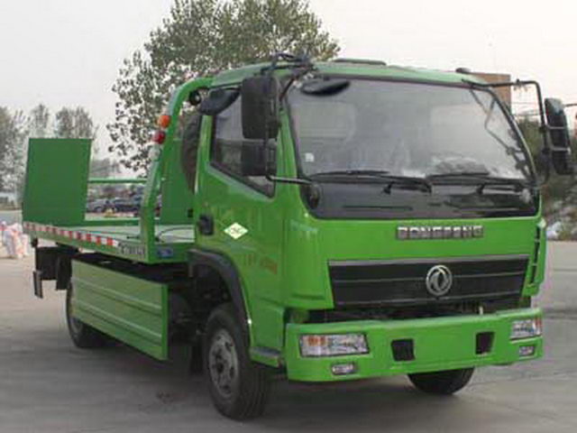 DONGFENG 4.2m Road Wrecker Truck للبيع