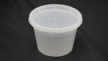 Disposable soup cup with Vented Plastic Lids