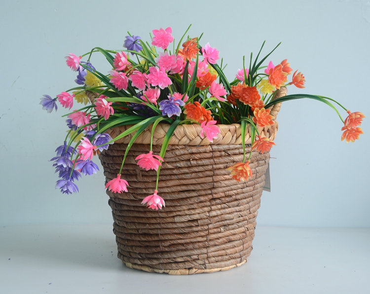 Round nature water hyacint and banana leaf flower basket-4