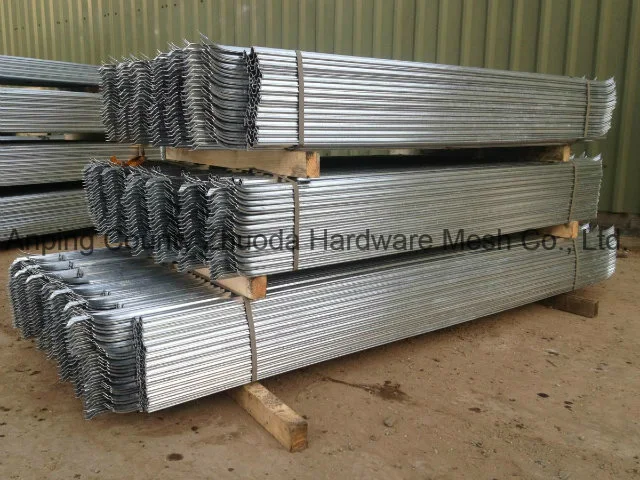 China Triple Pointed Galvanized Steel Palisade Fencing