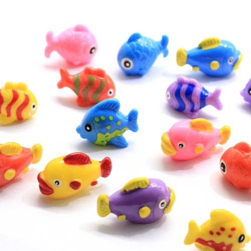 Fabrication mignonne perles de résine en forme de poisson résines Kawaii pour chambre téléphone décor entretoise artisanat décoration perles charmes