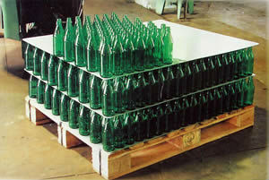Sealed green corrugated plastic layer pads