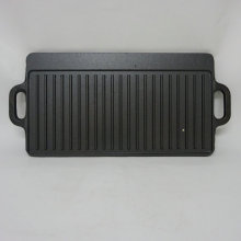 Cast iron griddle for gas grill