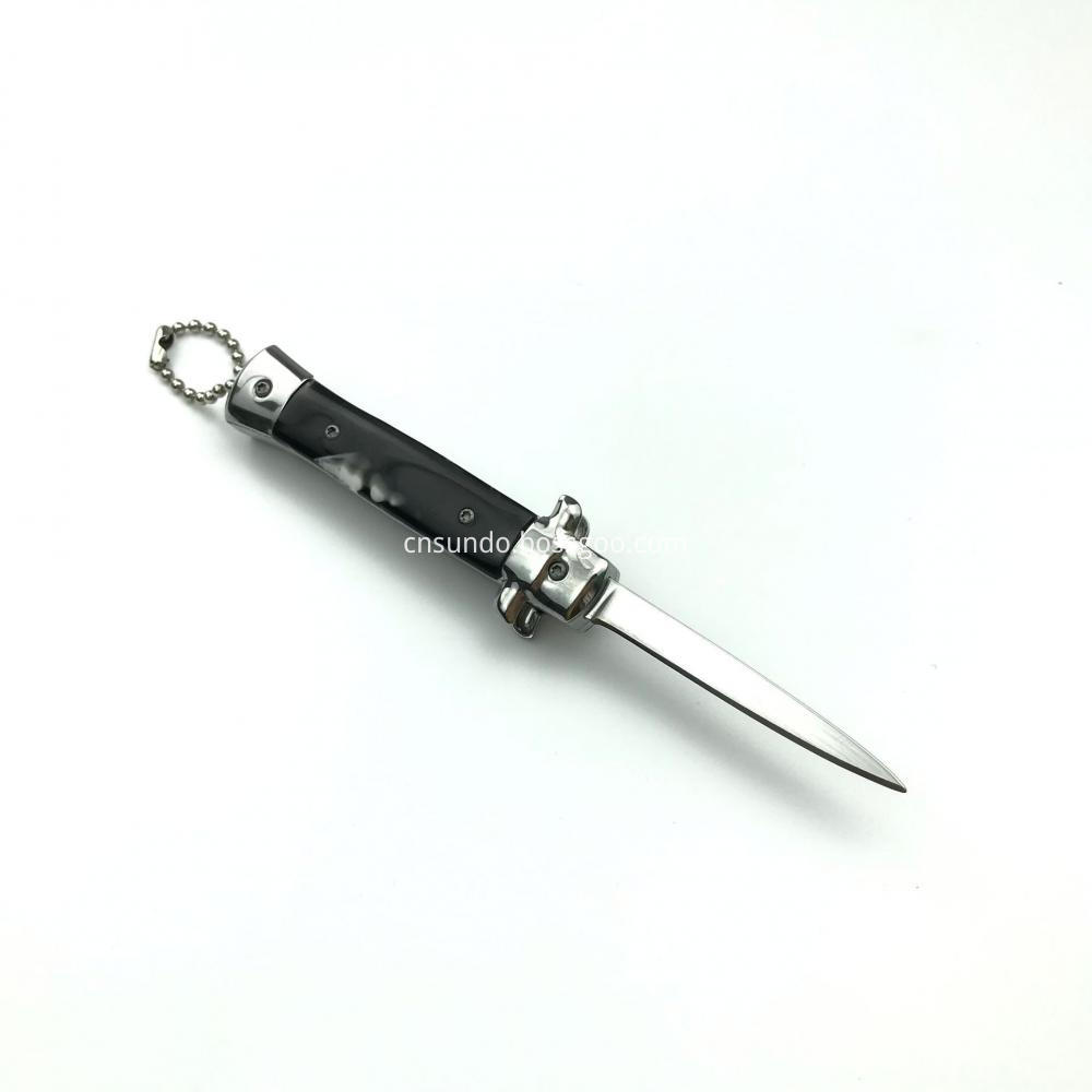 A faca de bolso The Pocket Knife