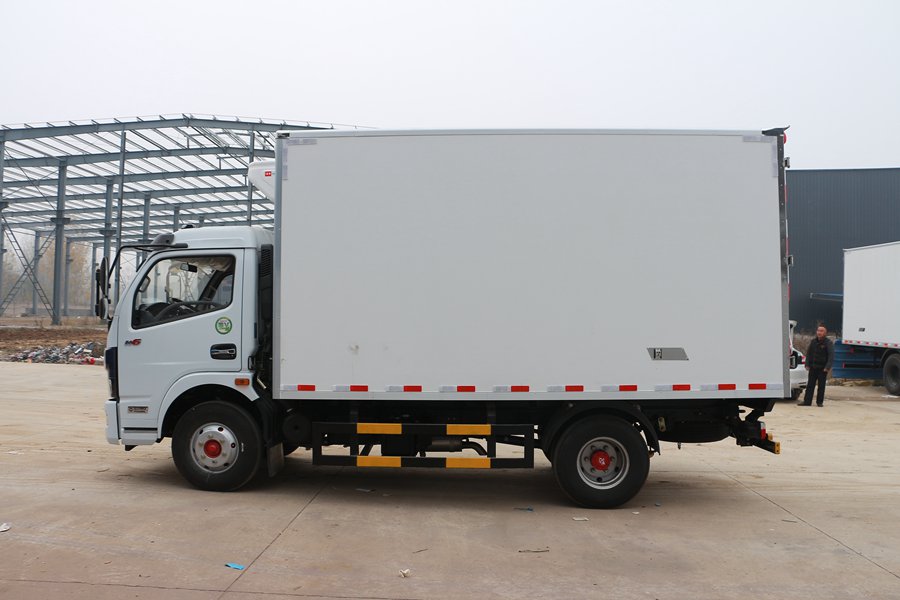 truck with refrigerator 1