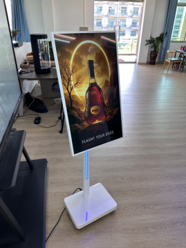 Rotary Indoor Mobile LCD Totem for Banking Services