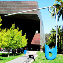 Outdoor metal statue art modern stainless steel paper clip sculpture