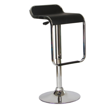 Tomoko Azumi ini LEM Piston Stool