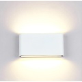 Luz de pared LED para exteriores verde y respetuosa con el medio ambiente