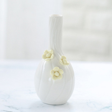 Guaranteed Quality Unique White Classical Flowers Ceramic & Porcelain Vases