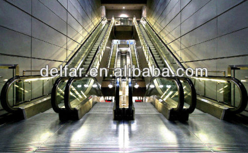 High beautiful indoor escalator