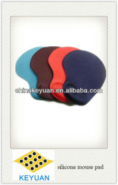 2013 new design silicon mouse pad with wrist