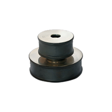 Variable pitch control cabinet elastic support