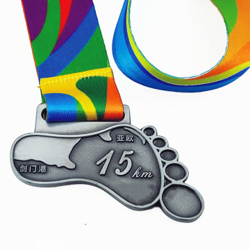 Médaille de métal de pied en forme d&#39;argent personnalisée