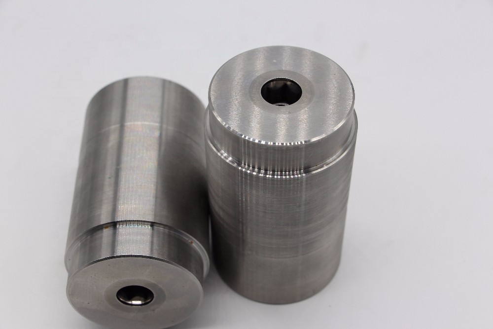 Tungsten Carbide Cold Heading Die H13 SKD61 Case Material For Screw and Bolt