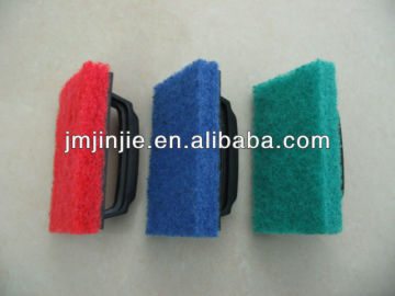 Kitchen cleaning scourer
