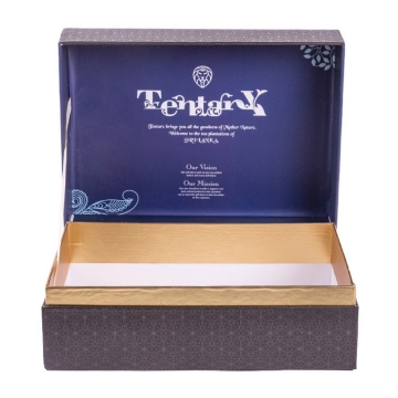 custom design clamshell gift box with ribbon