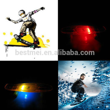 2014 fashion LED flashing skateboard lights