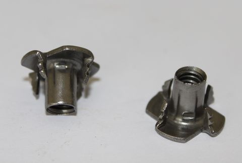 Carbon Steel Stamp Locking T Nuts