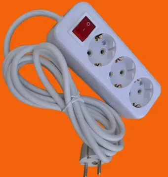 White 3-Way Socket with On/Off Switc