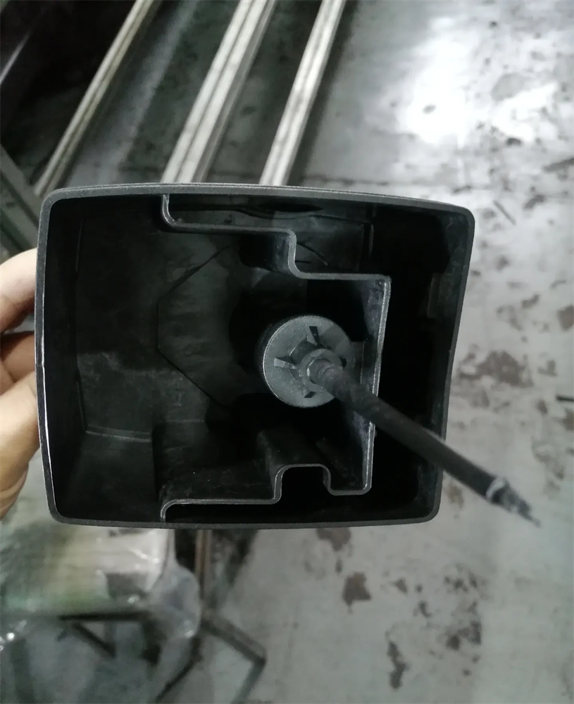 injection molding base (1) injection molding base (1)