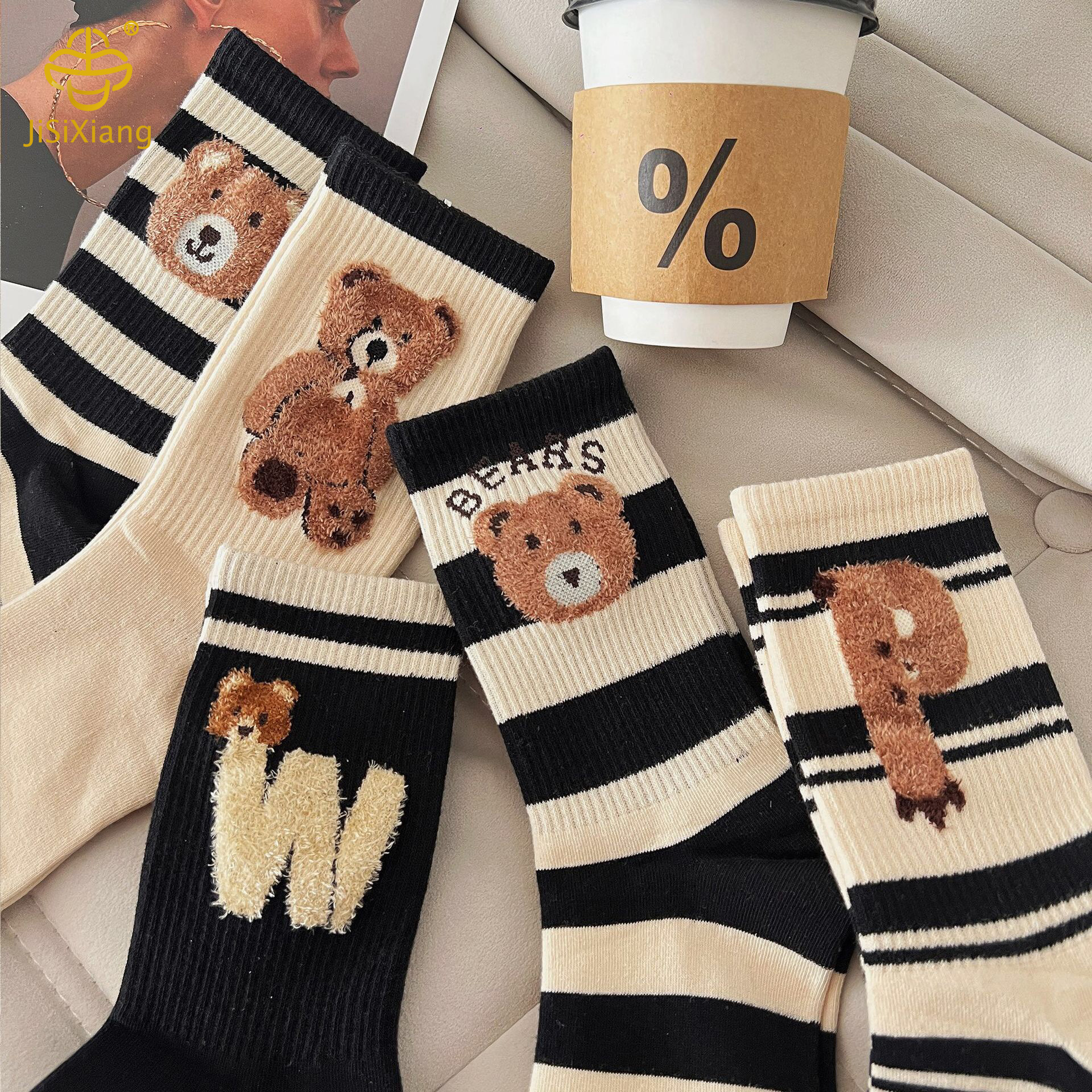 Little Bear Mid Tube Socks Pile Socks 학생 스포츠 양말의 한국 버전 Korean version of Little Bear mid tube socks pile socks student sports sock