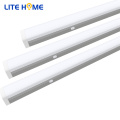 Light linéaire LED LIGHT 2FT 20W INDOOR moderne