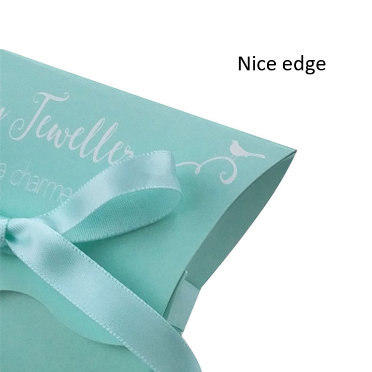 Collapsible paper pillow box for jewelry