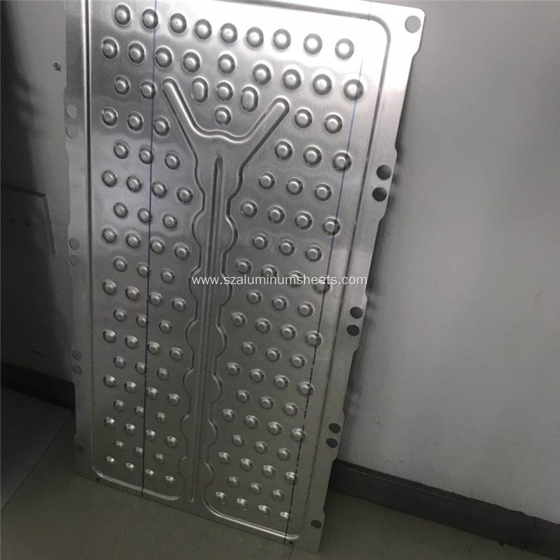 aluminum cold plates for electric vehicle heat exchange