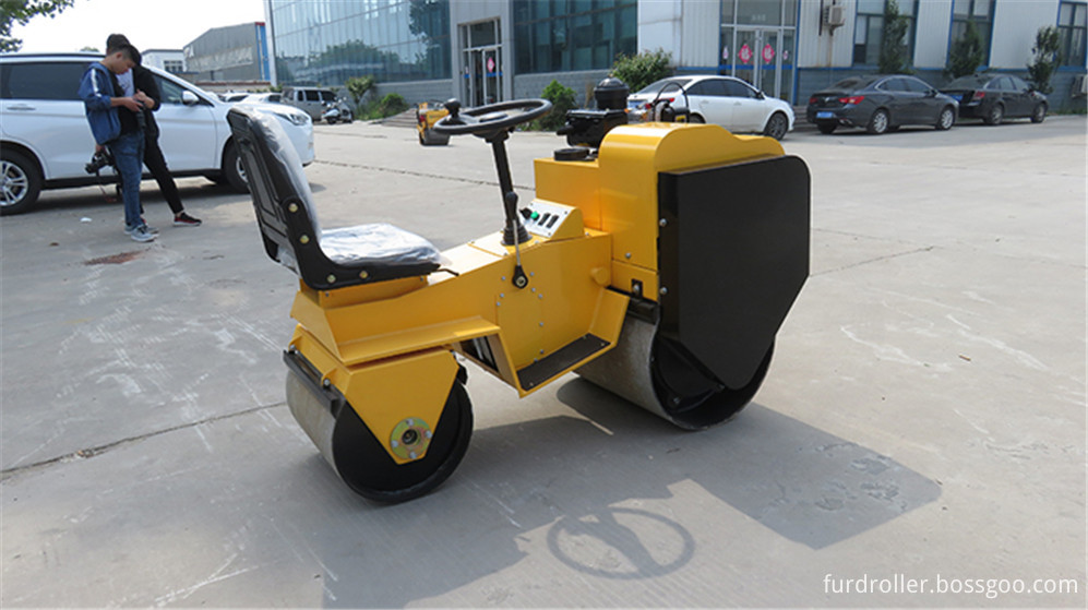 FYL-820 Vibratory Roller