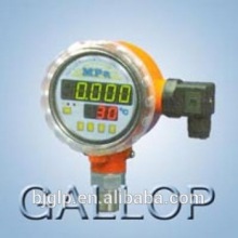 Integration of pressure and temperature control instrument