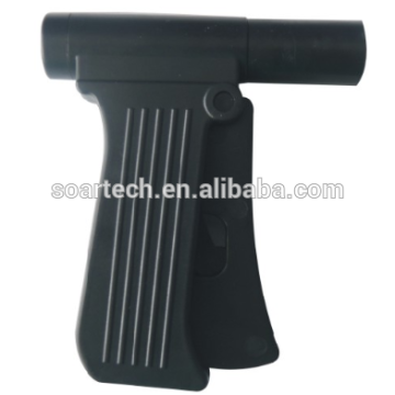 Injection gun for microchips