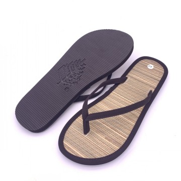 Hard-Wearing Breathable OEM EVA Flip Flop Straw Slippers with Debossed Logo