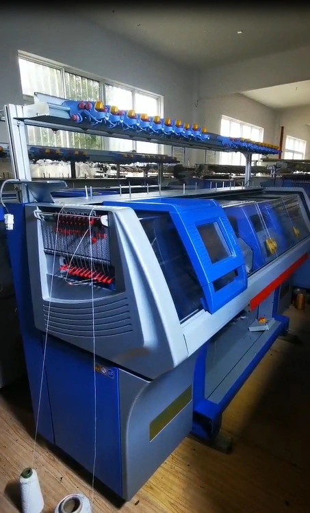 Stoll Flat Knitting Machinery Computerised 530HP E3.5.2 Full Needle Woolen Yarn Knit