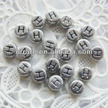 Loosely Acrylic Flat Round Letter "H" Beads