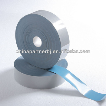 high reflectivity heat applied retro-reflective film