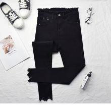 Skinny Pencil Woman Plus Size Washed Jeans