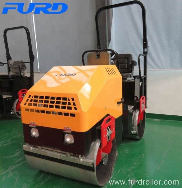 FYL900 2 ton Vibratory Roller Compactor