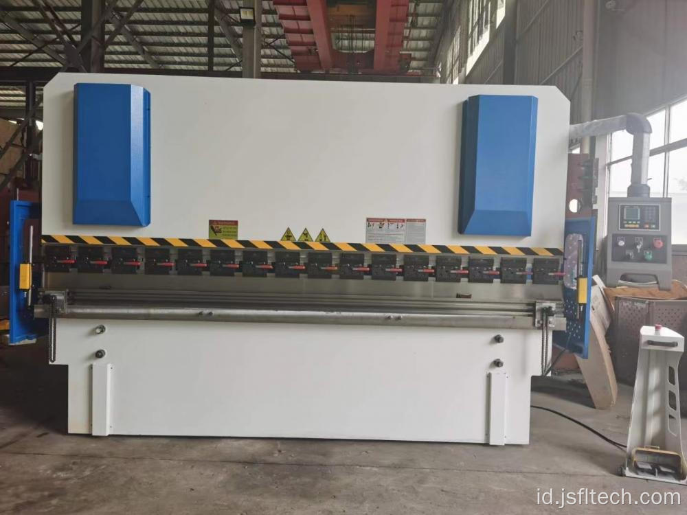 NC Hydraulic Small Pressbrake Machine Harga dengan CE