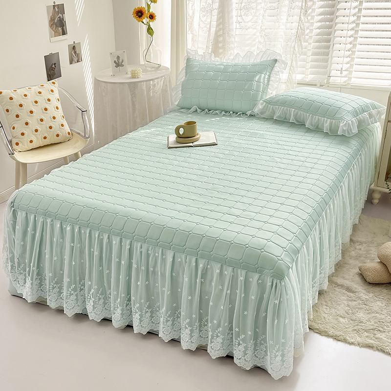 Lace Ruffled Bed Skirt Jpg