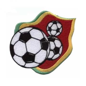 Nye designfotball broderte lapper Chenille