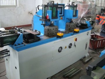 pipe end forming machine