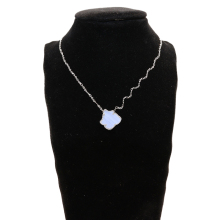 Brave Light Mother's Day Gift Jewelry Set: Clover Pendant Bracelet and Earrings