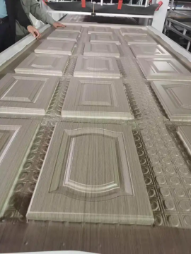 Vacuum membrane press wood glue