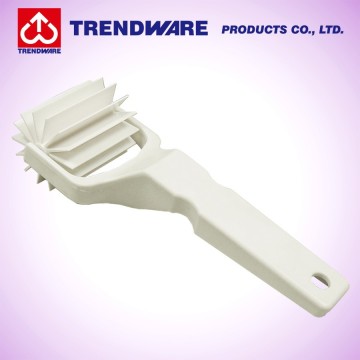 Professional bakeware tool PP plastic bear claw Cutter Roller