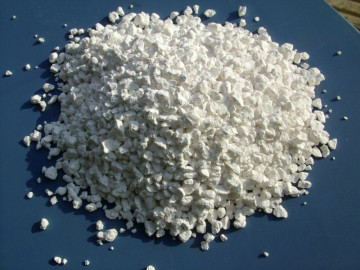 Dihydrate calcium chloride granular